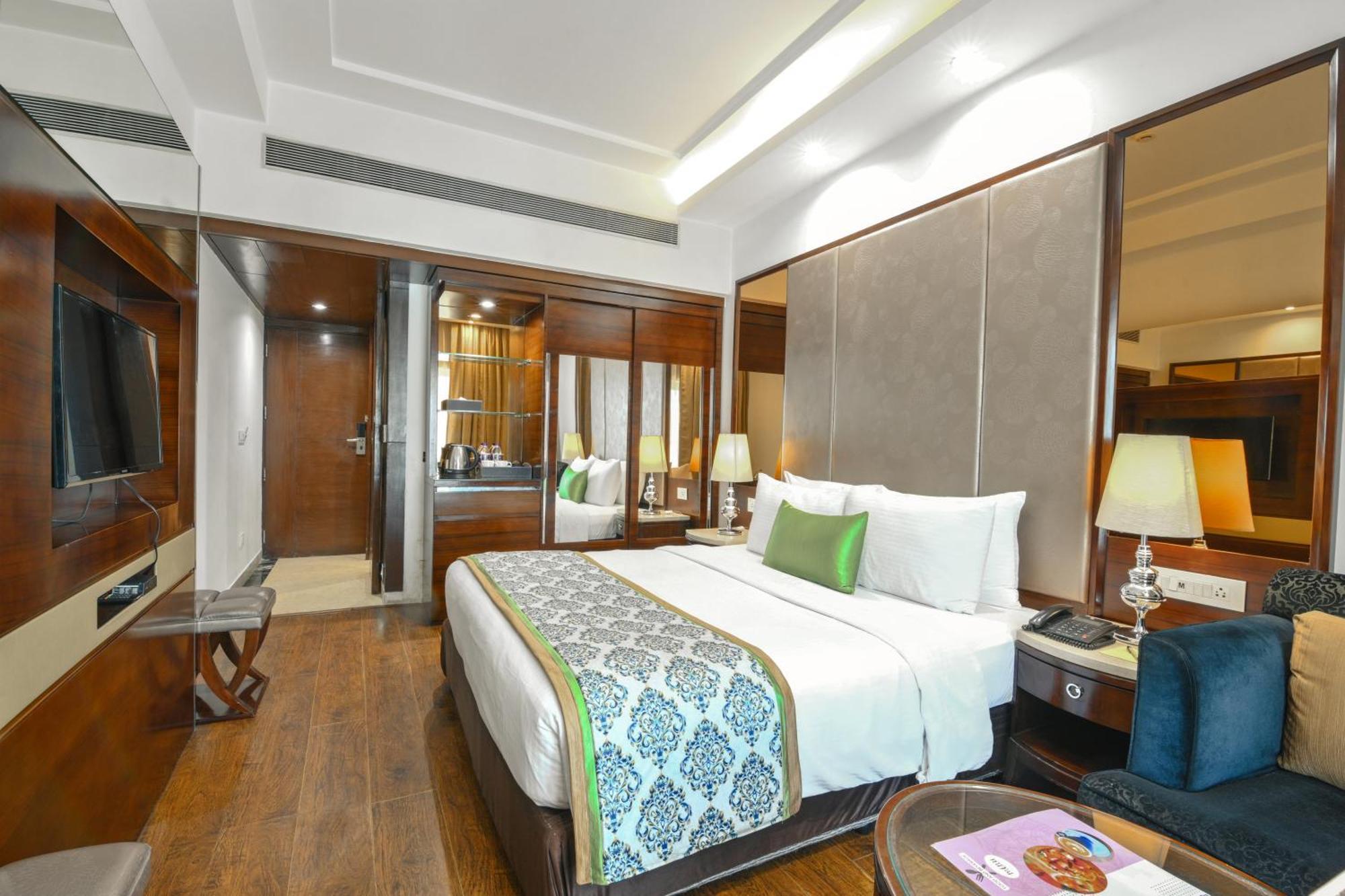 Signature Room